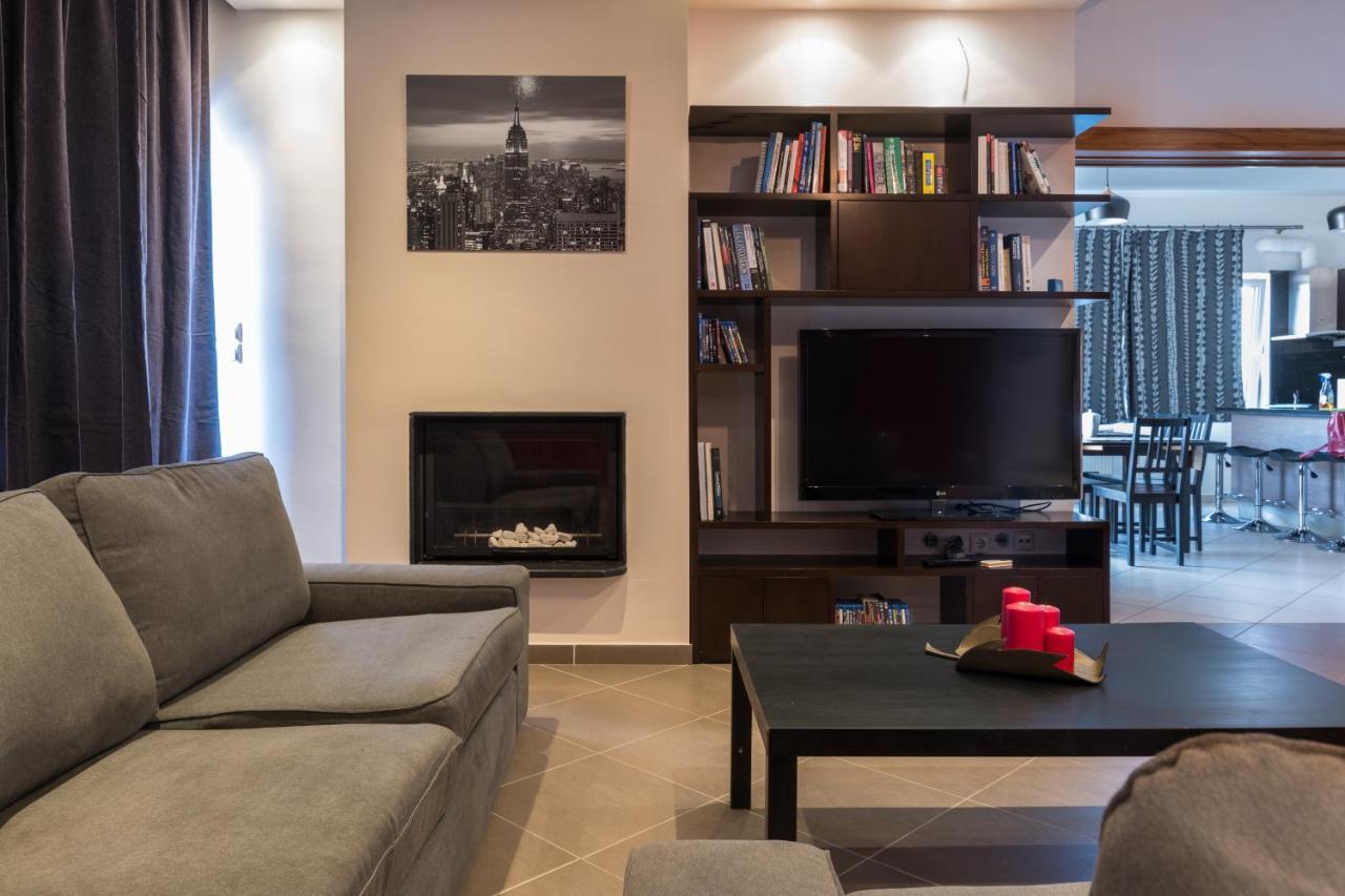 Alexander Apartments Airport Spáta Екстериор снимка